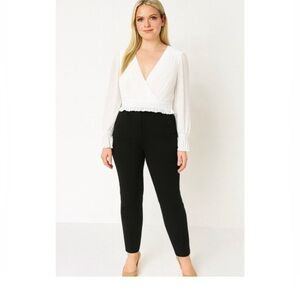 Time and Tru Classic Black Cropped Pants